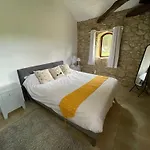 Villa With Private Pool - Sleep 12 *